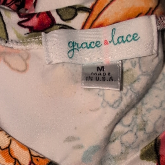 Lot Of FIVE Grace & Lace T-shirts - Picture 6 of 13